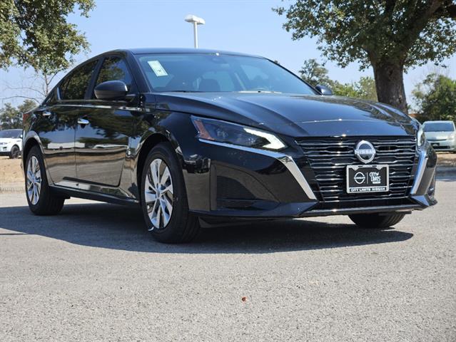 2025 Nissan Altima S 2