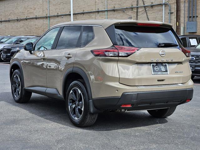 2024 Nissan Rogue SV 3