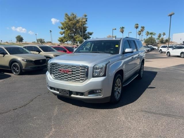 2020 GMC Yukon XL Denali 3