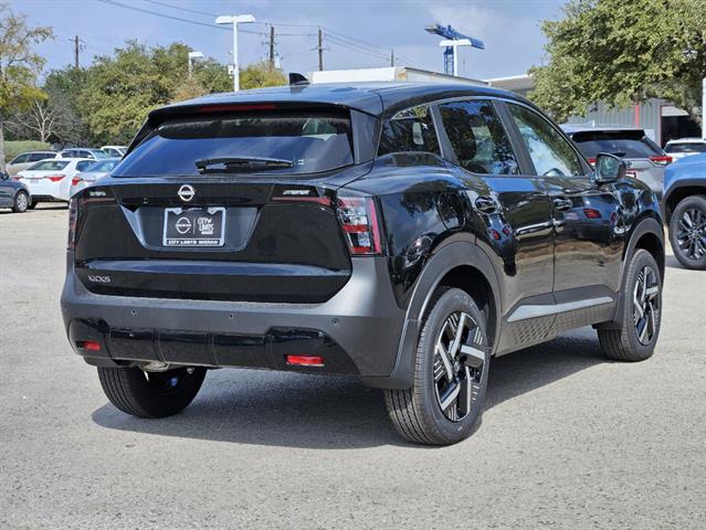 2025 Nissan Kicks SV 5