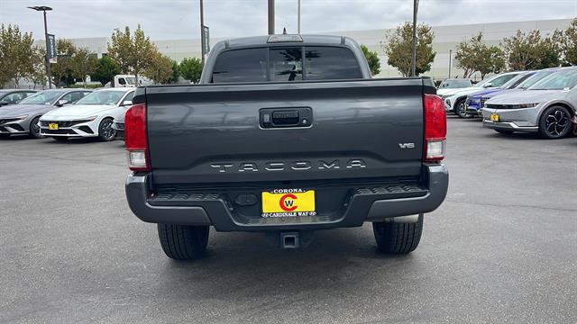 2016 Toyota Tacoma TRD Sport 9