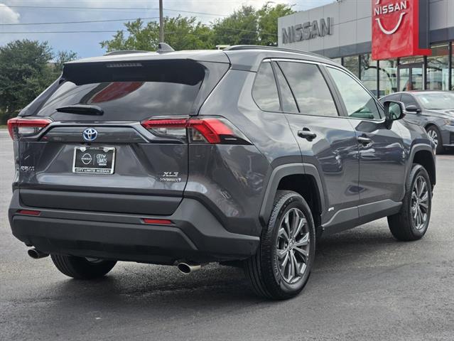 2022 Toyota RAV4 Hybrid XLE Premium 4