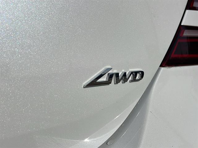 2025 Genesis G70 2.5T AWD 30