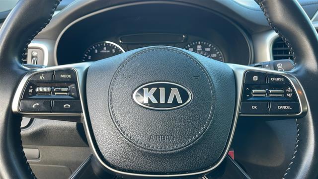 2019 Kia Sorento LX V6 22