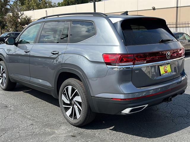 2024 Volkswagen Atlas SE 11