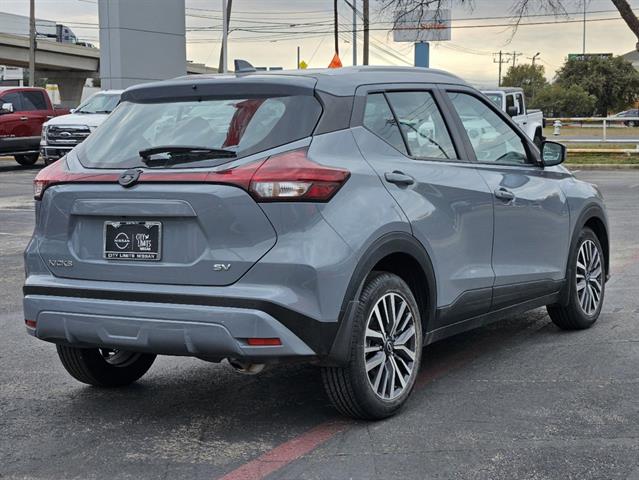 2024 Nissan Kicks SV 5