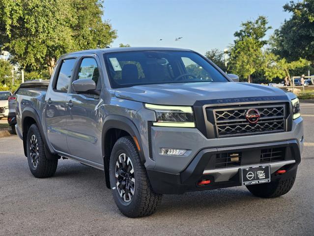 2024 Nissan Frontier PRO-X 2