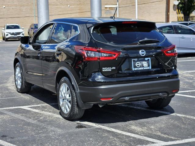 2021 Nissan Rogue Sport S 4