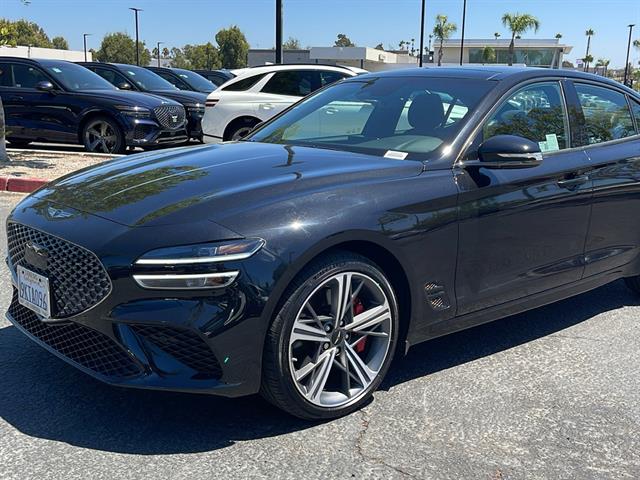 2024 Genesis G70 2.5T Standard 13