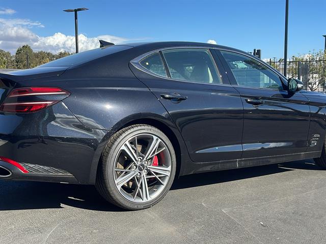 2025 Genesis G70 2.5T RWD 7