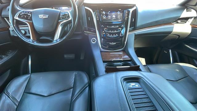 2018 Cadillac Escalade ESV Premium Luxury 19