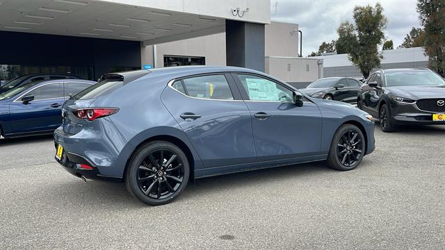 2024 Mazda Mazda3 Hatchback 2.5 S Carbon Edition 10