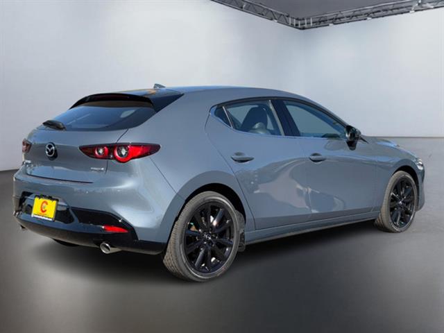 2025 Mazda Mazda3 Hatchback 2.5 S Preferred 4