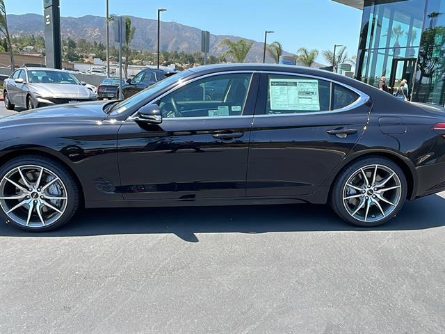 2025 Genesis G70 2.5T Standard 9