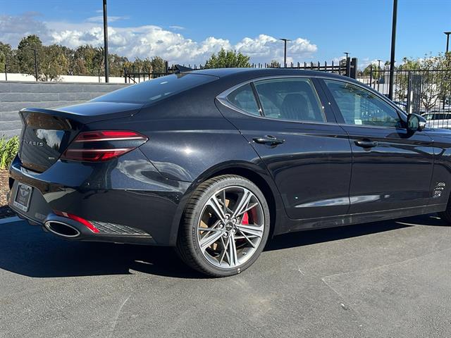 2025 Genesis G70 3.3T RWD Sport Advanced 7