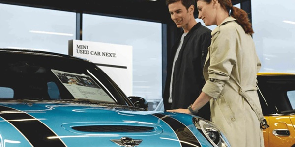 SAVE AND SAVOR WITH MINI CERTIFIED PRE-OWNED