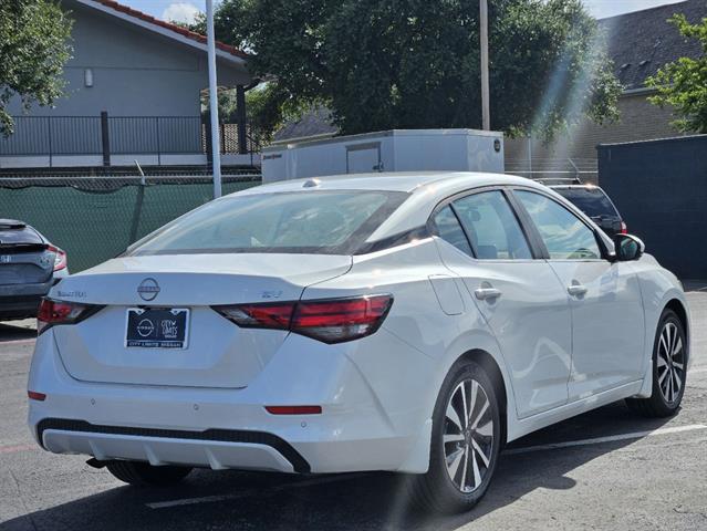 2024 Nissan Sentra SV 3