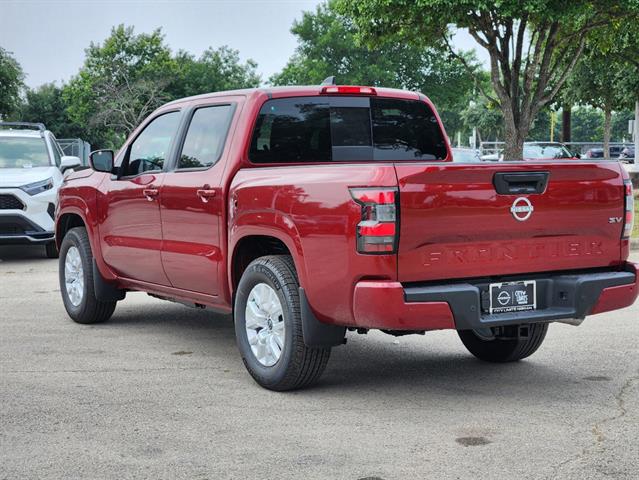 2024 Nissan Frontier SV 4