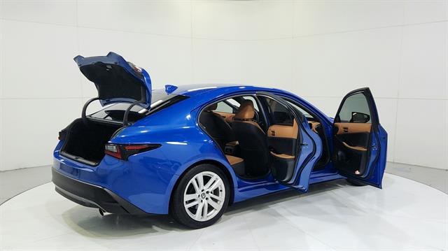 car-gallery-32