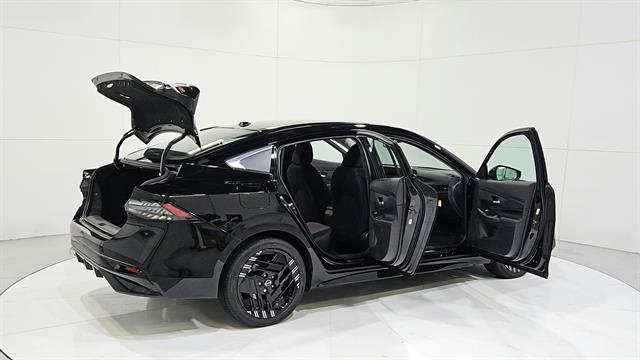 car-gallery-32