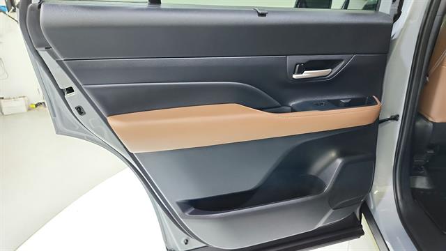 car-gallery-26