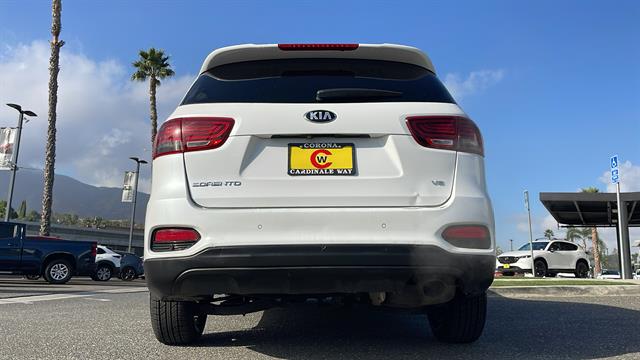 2019 Kia Sorento LX V6 8