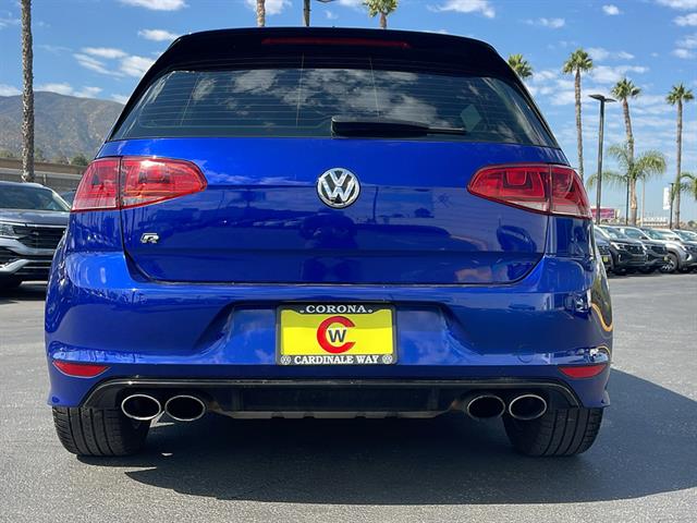 2016 Volkswagen Golf R Base 10