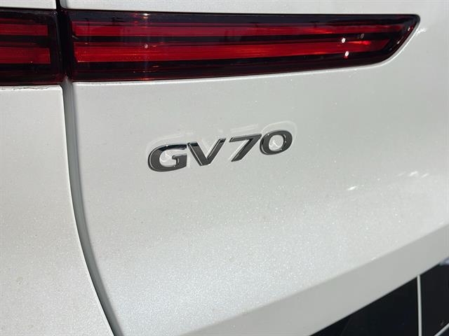 2025 Genesis GV70 2.5T AWD 30