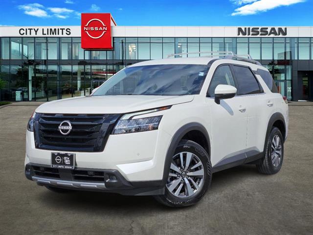 2023 Nissan Pathfinder SL 1