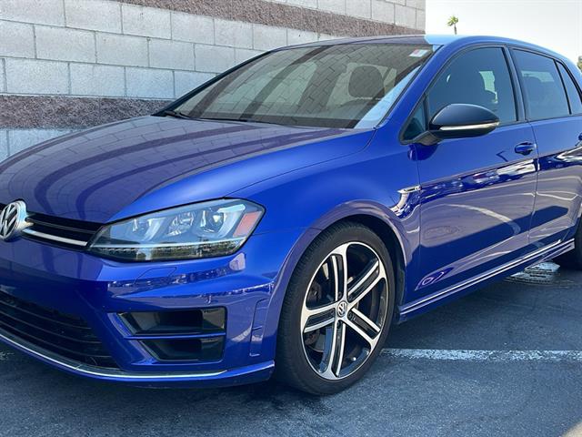 2016 Volkswagen Golf R Base 8