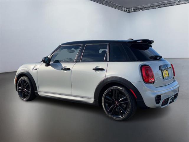 2019 MINI Hardtop 4 Door Cooper S 10