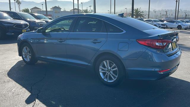 2015 Hyundai Sonata SE 10