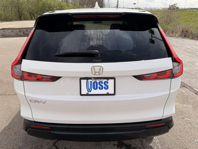 View vehicle photo 4