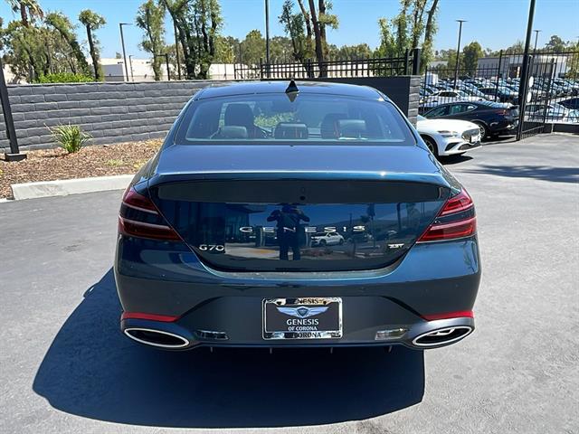 2025 Genesis G70 3.3T RWD Sport Advanced 7