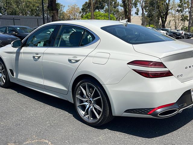 2024 Genesis G70 2.5T Standard 11