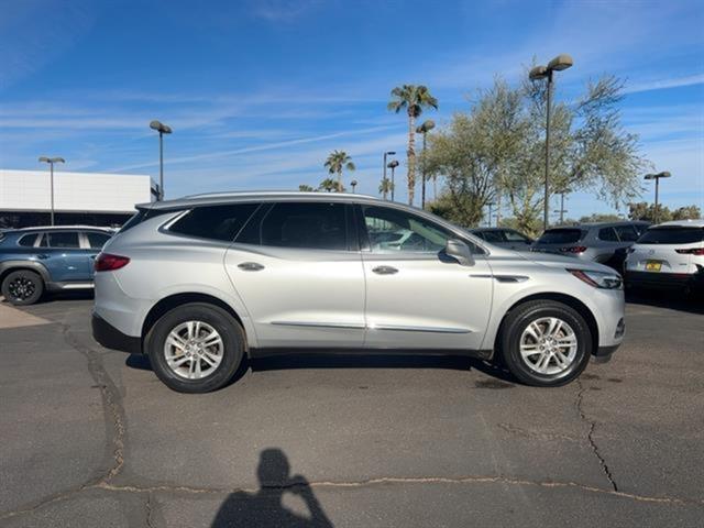 2020 Buick Enclave Essence 9