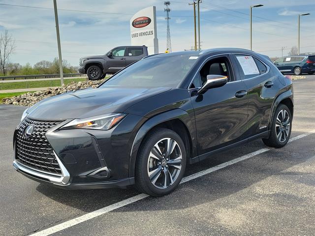 View vehicle photo 2