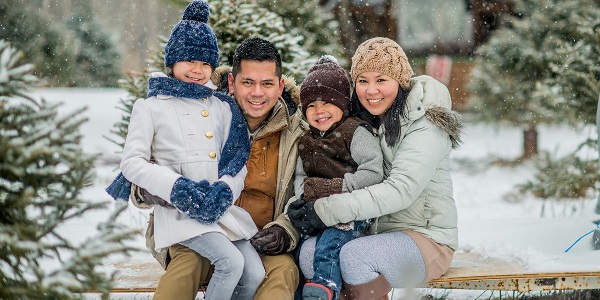 Family in snow