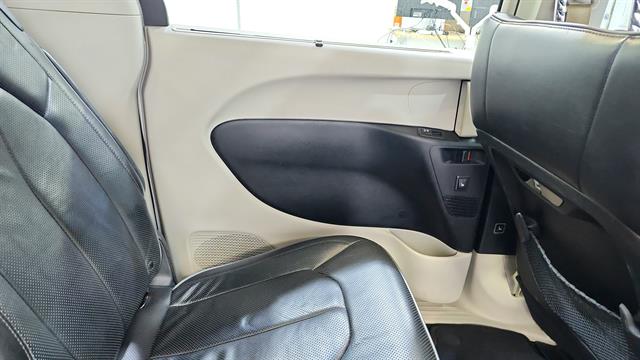 car-gallery-26