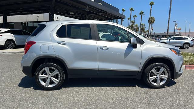 2020 Chevrolet Trax LS 5