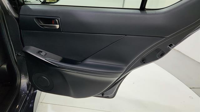 car-gallery-33