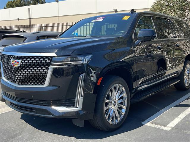 2022 Cadillac Escalade ESV Premium Luxury 6