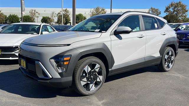 2025 Hyundai Kona SEL 12