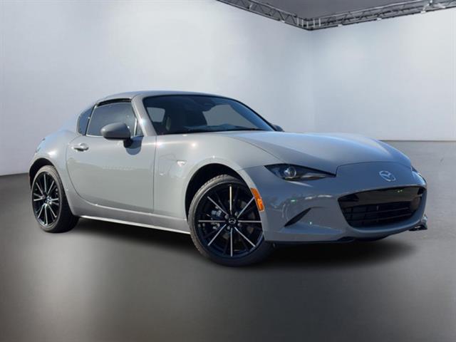 2024 Mazda MX-5 Miata RF Grand Touring 2