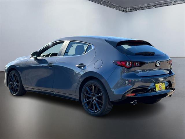 2025 Mazda Mazda3 Hatchback 2.5 S Carbon Edition 10