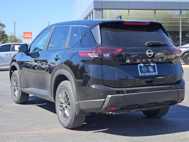 2025 Nissan Rogue S 3