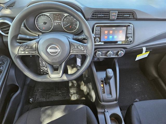 2024 Nissan Versa S 18