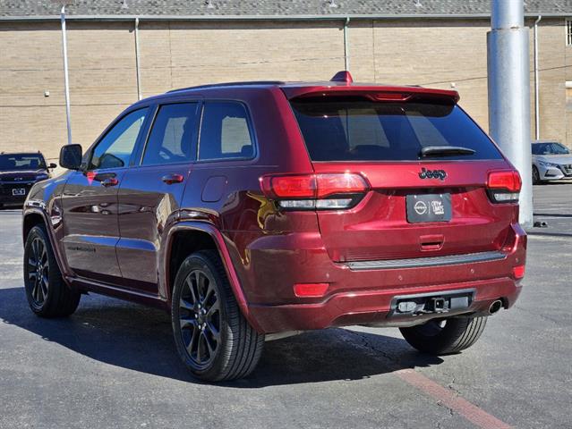 2020 Jeep Grand Cherokee Altitude 3