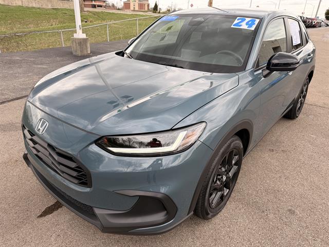 View vehicle photo 7