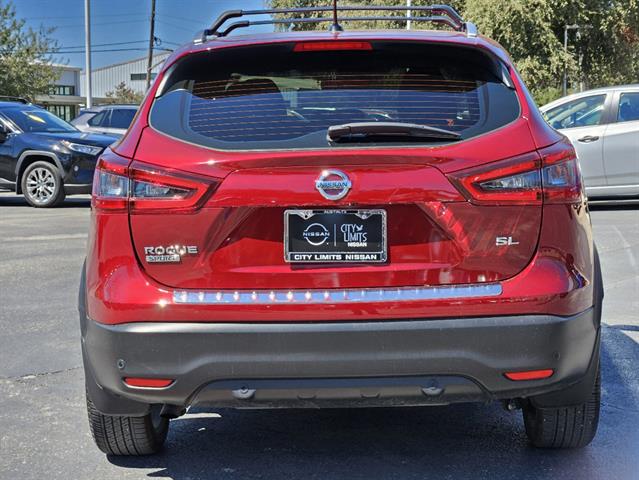 2022 Nissan Rogue Sport SL 5